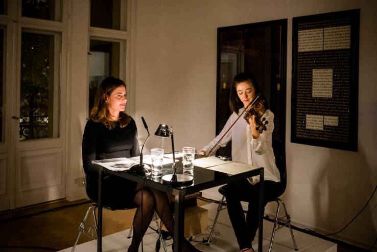 Sophie Calle Text Reading, Arndt Art Agency, Berlin, 4 November 2016, Stephanie Eidt and Ayumi Paul 1